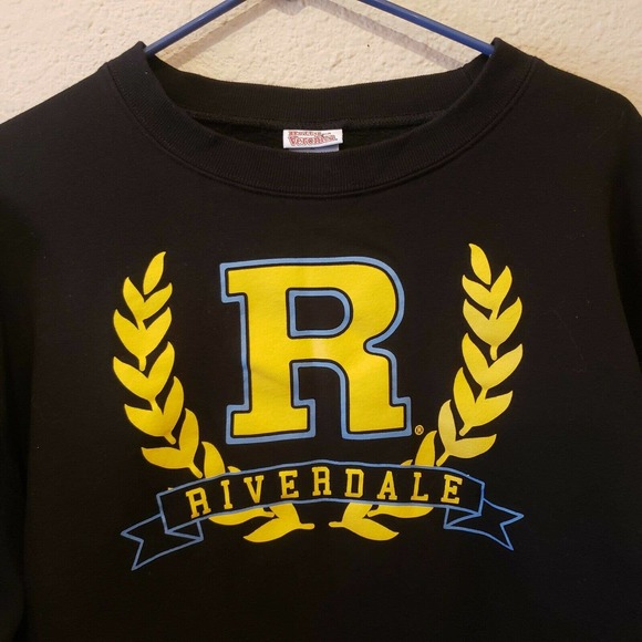 Betty and Veronica ‘Riverdale’ Size XS Long Sleeve Crop Top Sweatshirt Oversized - Picture 3 of 6